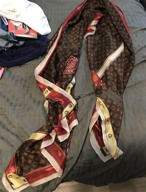 louis vuitton silk scarf authentication